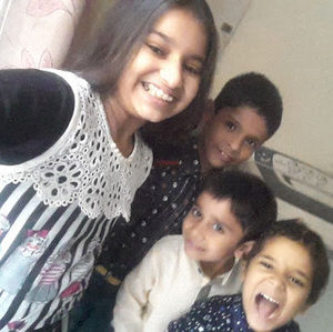 Meet your Posher, Saima